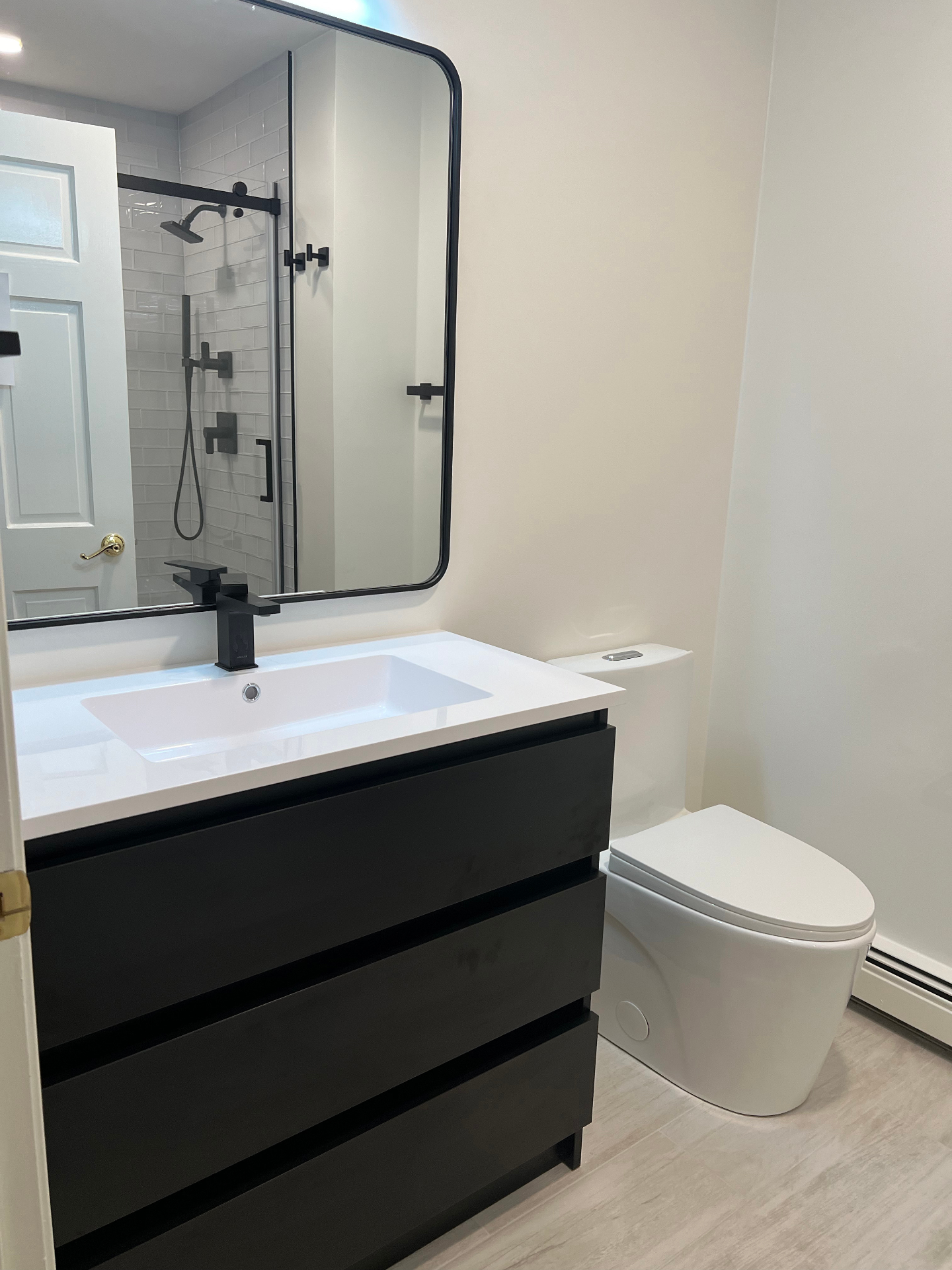 Sleek Black Vanity Bath