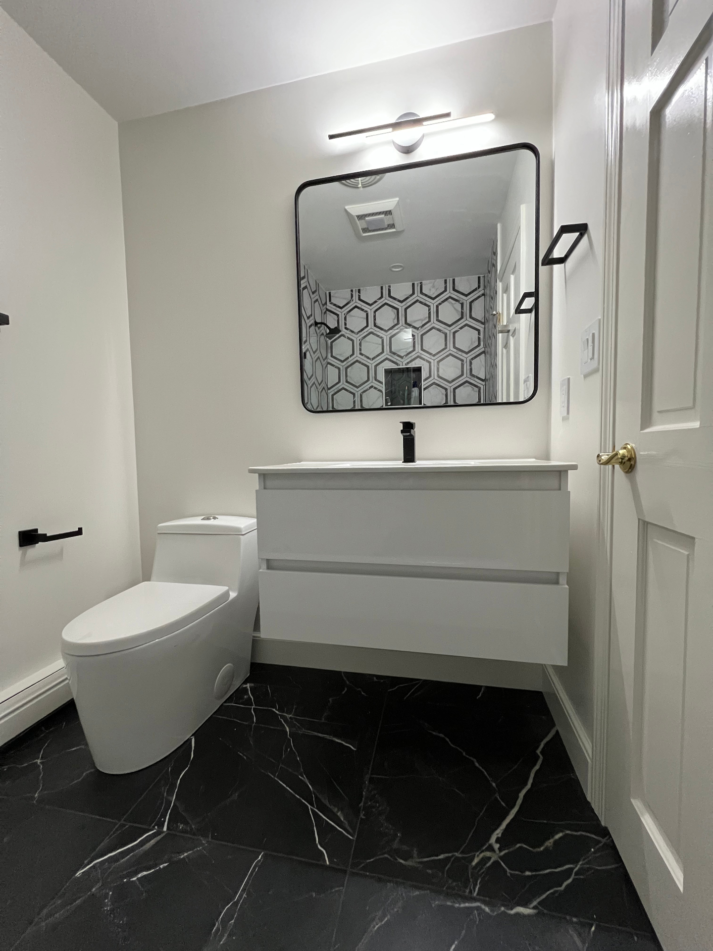 Modern Hex Tile Bathroom